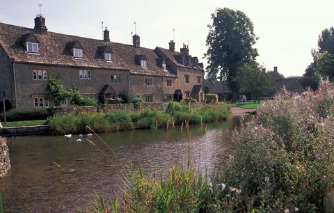 Framed Lower Slaughter, Cotswolds, Gloucestershire, England Print