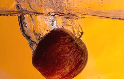 Framed Apple Underwater II Print