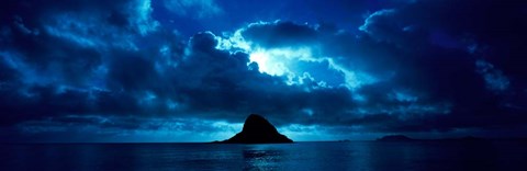 Framed Chinaman&#39;s Hat, Oahu, Hawaii Print