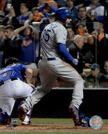 Framed Eric Hosmer scores the game tying run Game 5 of the 2015 World Series Print