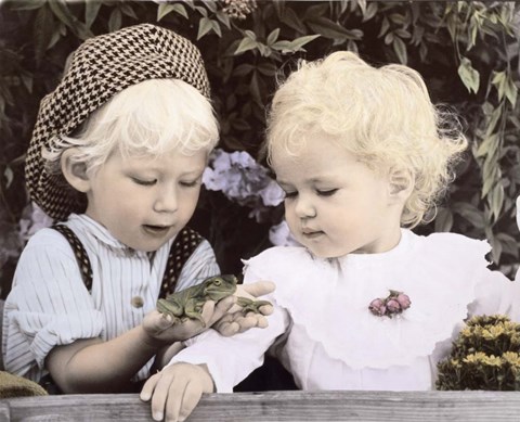 Framed He Won&#39;T Bite Print