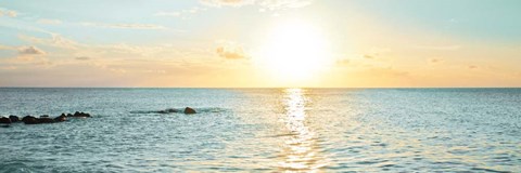 Framed Bimini Horizon I Print