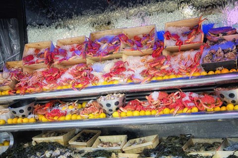 Framed Seafood Restaurant In Paris Print