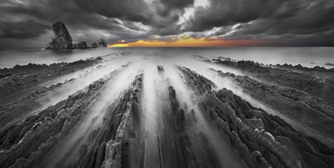 Framed Challenge BN color Print