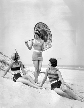 Framed 1920s Three Smiling Women In Swimsuits At The Beach Print