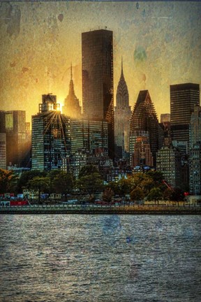 Framed Mid-Manhattan Sunset B Print