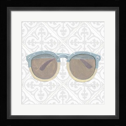 Framed Must Have Fashion I Gray White Print