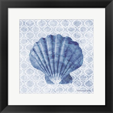 Framed Seashell I Print