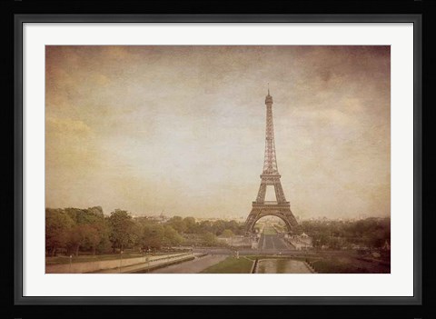 Framed Tour de Eiffel Print