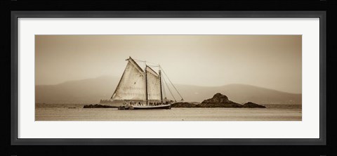 Framed Rounding Pulpit Rock Print