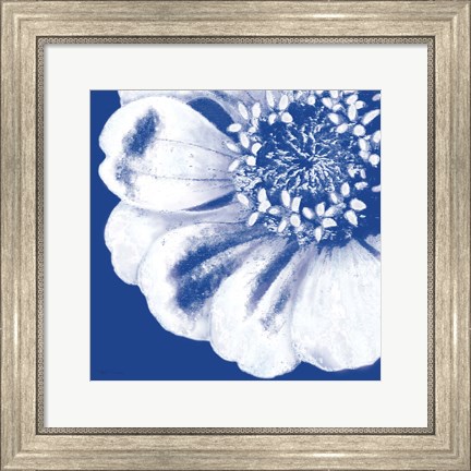 Framed Flower Pop blue II Print