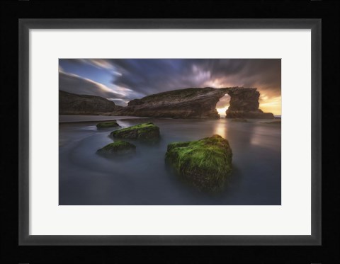 Framed Beach of the Cathedrals Print