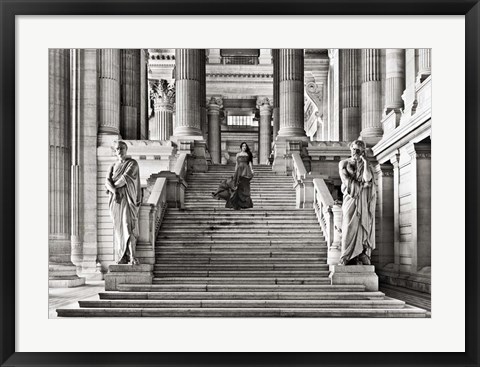 Framed Dame a l&#39;escalier (BW) Print