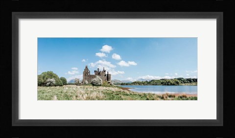 Framed Kilchurn Castle Print