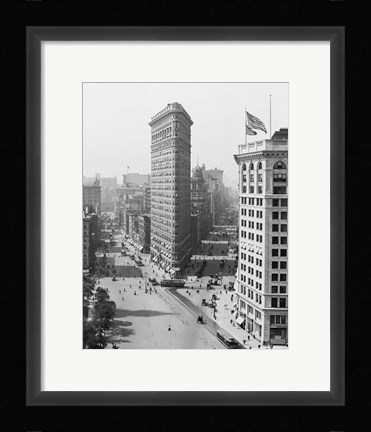 Framed Flatiron Building, circa 1908 Print
