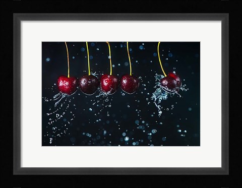 Framed Newton's Cradle Print