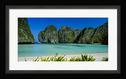 Framed Couple standing on the beach, Thailand Print