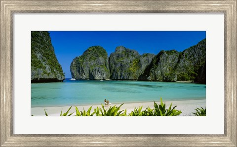Framed Couple standing on the beach, Thailand Print