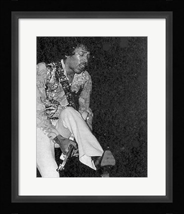 Framed Jimi Hendrix, in concert Print