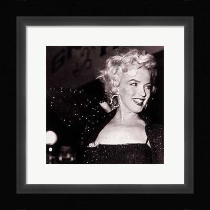 Framed Marilyn Monroe (Carefree) Print