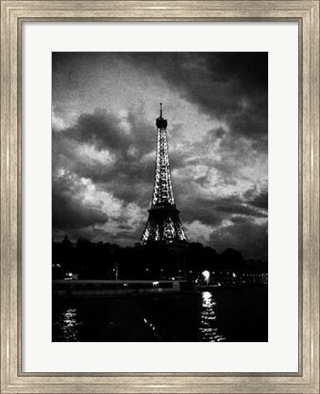 Framed Nuit Orageuse Au Tour Eiffel Print