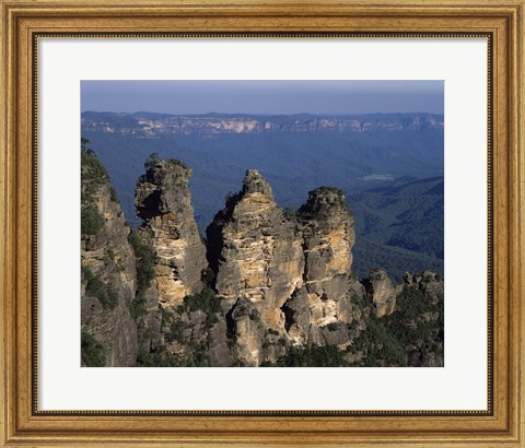 Framed High angle view of rock formations, Three Sisters, Blue Mountains, New South Wales, Australia Print
