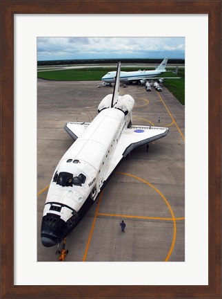Framed Atlantis STS117 Towed Print