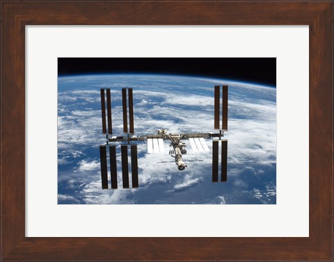 Framed STS-126  ISS Flyaround Print