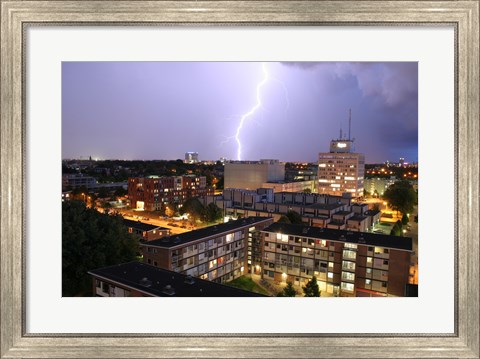 Framed Utrecht-Oost Tijdens Onweer Vanaf Print