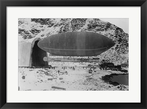 Framed Blimp-Wellman Air Ship, Spitzbergen Print