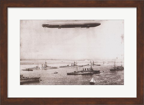 Framed Zeppelin - B&amp;W in the air Print