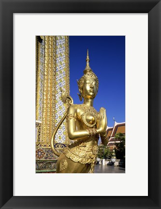 Framed Temple of the Emerald Buddha, Bangkok, Thailand Print