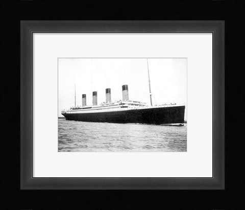Framed Titanic B&amp;W Print