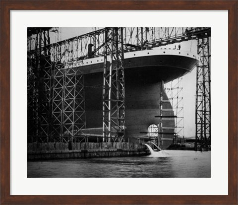 Framed Titanic Constructed at the Harland and Wolff Shipyard in Belfast Photo Print