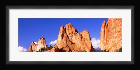 Framed Low angle view of rock formations, Garden of The Gods, Colorado Springs, Colorado, USA Print