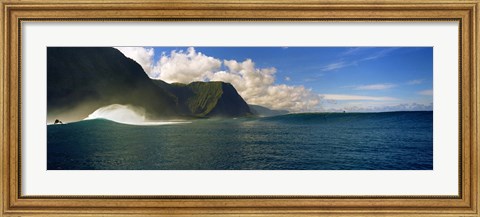Framed Rolling waves with mountains in the background, Molokai, Hawaii Print