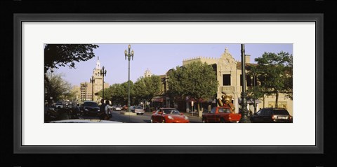 Framed USA, Missouri, Kansas, Country Club Plaza, Traffic on the road Print