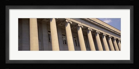 Framed Shelby County Courthouse columns Memphis TN USA Print