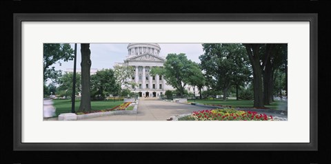 Framed State Capital Building, Madison, Wisconsin, USA Print