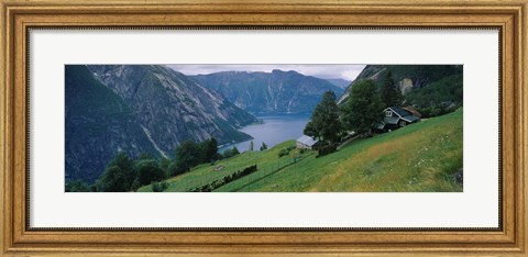 Framed High angle view of a river surrounded by mountains, Kjeasen, Eidfjord, Hordaland, Norway Print