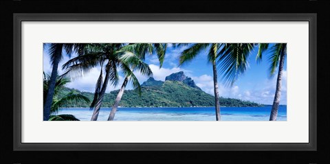Framed Bora Bora, Tahiti, Polynesia Print