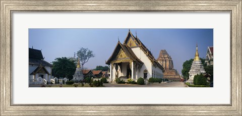 Framed Wat Chedi Luang Chiang Mai Thailand Print