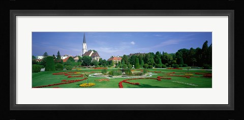 Framed Garden At Schonbrunn Palace (Schloss Schonbrunn), Vienna, Austria Print