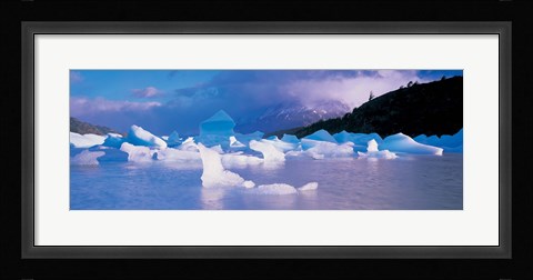 Framed Icebergs floating on water, Lago Grey, Patagonia, Chile Print