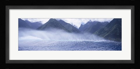 Framed Rolling waves and mountains, Tahiti, French Polynesia Print