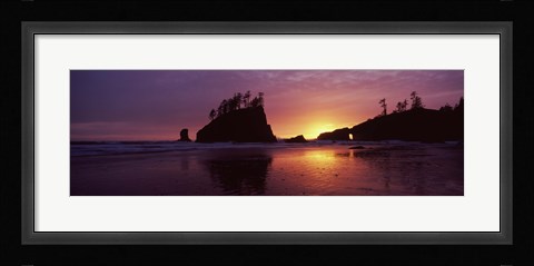 Framed Silhouette of seastacks at sunset, Second Beach, Washington State Print