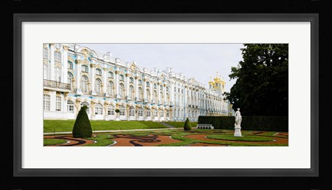 Framed Formal garden in front of a palace, Tsarskoe Selo, Catherine Palace, St. Petersburg, Russia Print