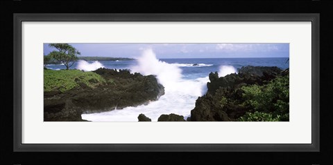 Framed Waves breaking at the coast, Hana Coast, Black Sand Beach, Hana Highway, Waianapanapa State Park, Maui, Hawaii, USA Print