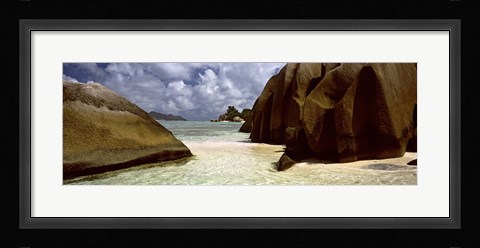 Framed Crystal clear waters and large granite rocks on Anse Source d'Argent beach, La Digue Island, Seychelles Print