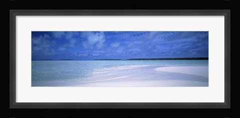 Framed Motus and Lagoon viewed from a sandbar, Aitutaki, Cook Islands Print